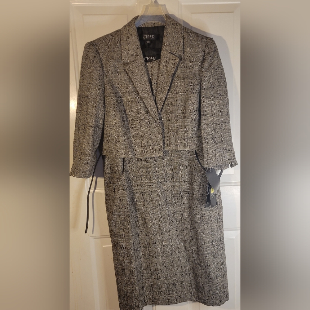 2pc Kasper belted Jacket Dress with pockets